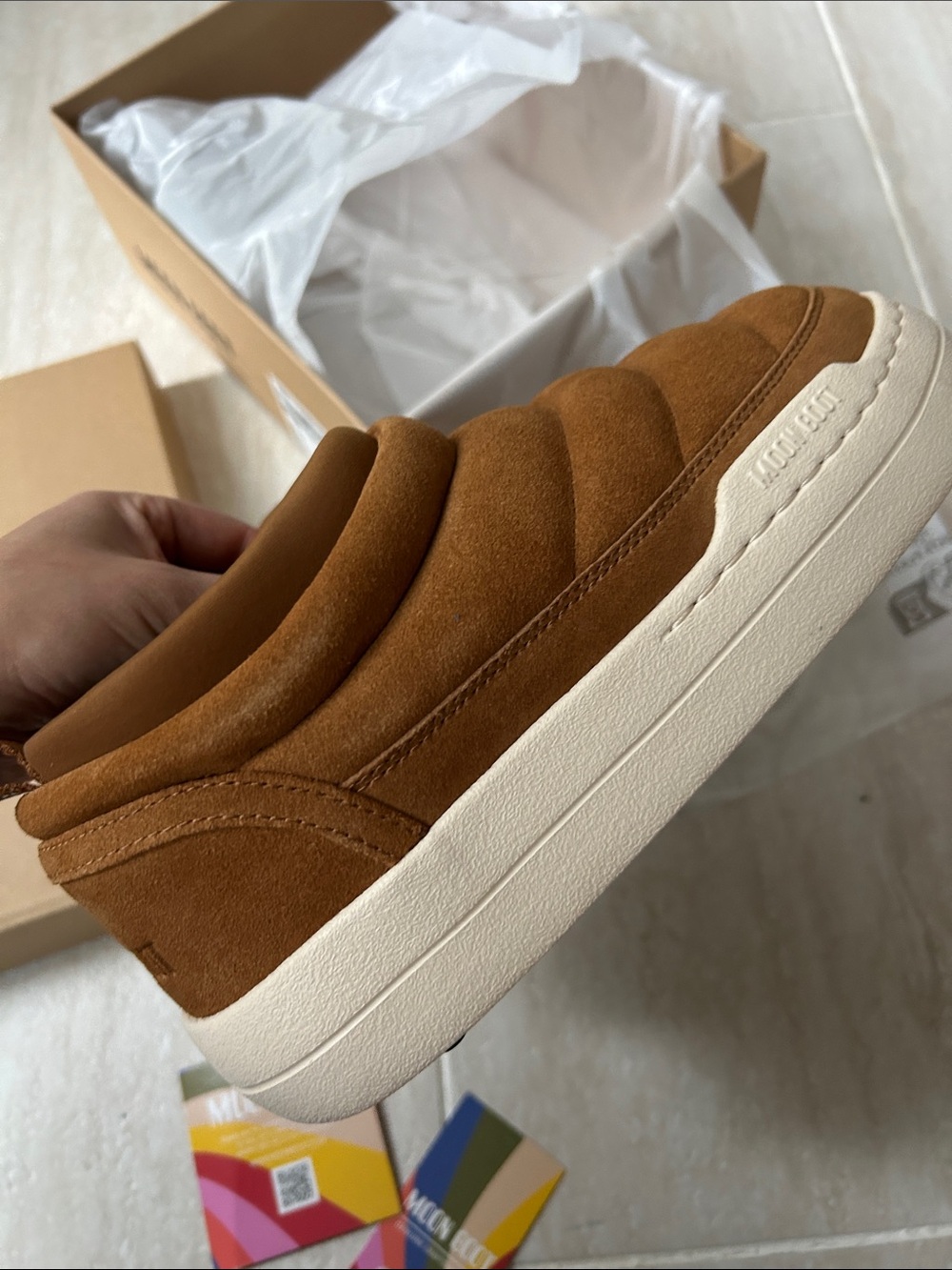 Moon boot suede boot. 6.5-7 - Picture 4 of 11